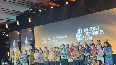 Unhas Raih 4 Penghargaan Bergengsi Anugerah Diktisaintek 2024