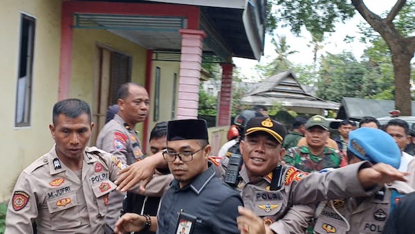 Diduga Tak Netral di Pilkada, Ketua KPU Jeneponto Nyaris Diserang Massa