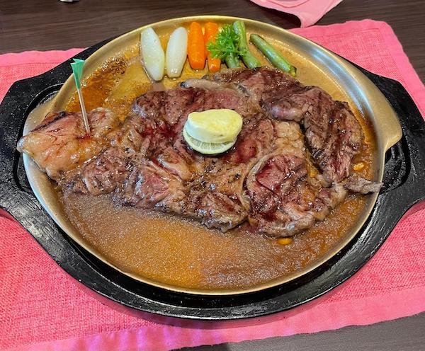Wajib Tahu Sebelum Pesan, Berikut 5 Tingkat Kematangan Steak!