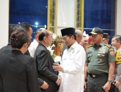 Sapa Umat Kristiani di Gereja, Menag : Natal Menambah Rasa Sayang dan Cinta Damai