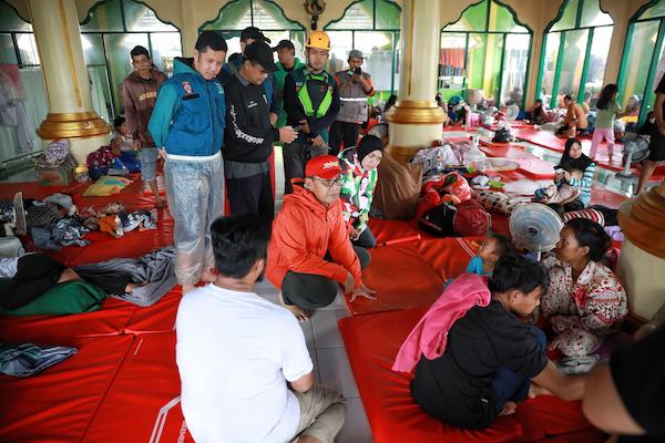 Cuaca Mulai Membaik, Warga Makassar yang Terkena Banjir Masih Bertahan di Pengungsian