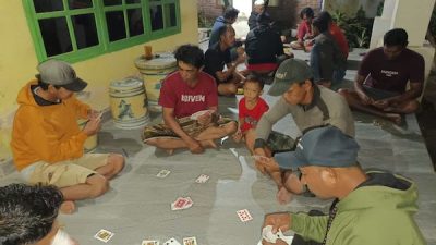 Tak ingin Warganya Keluyuran Saat Malam Tahun Baru, Kadus Buat Lomba Kartu Remi