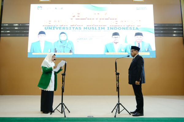 Resmi Dilantik, Prof Hambali Thalib Jabat Rektor UMI