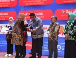 Bupati Maros Terima Penghargaan Kepala Daerah Komitmen Majukan Literasi