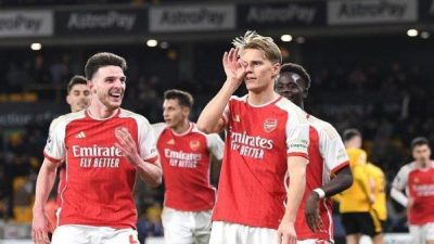 Ungguli Chelsea, Arsenal Tutup Paruh Musim di Posisi Kedua Liga Inggris