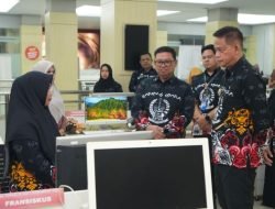 Tinjau Layanan Perizinan, Prof Fadjry Djufry Minta Percepatan Investasi Jadi Prioritas
