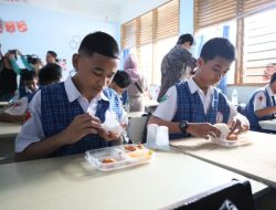 Makan Bergizi Gratis Tahap Pertama di Makassar, Sasar 3 Ribu Siswa