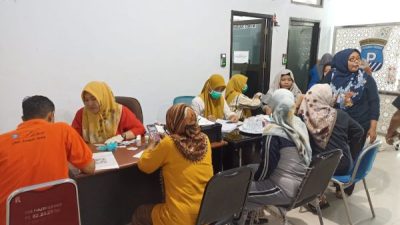 PD Parkir Makassar Gelar Senam Sehat dan Pemeriksaan Kesehatan Gratis