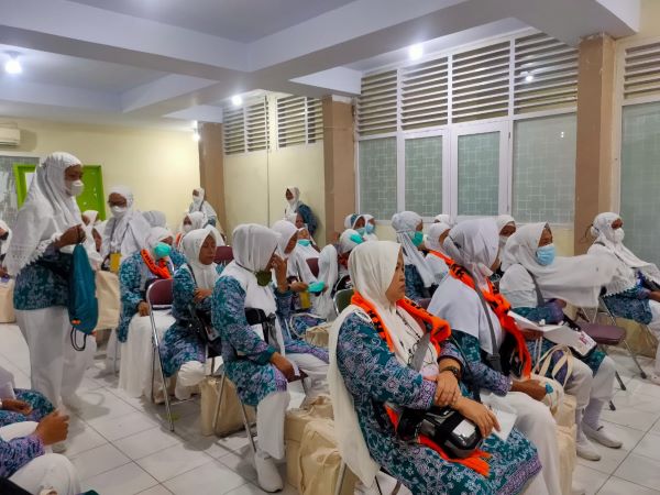 Jelang Keberangkatan Haji 2025, Jemaah Diminta Siapkan Kondisi Fisik