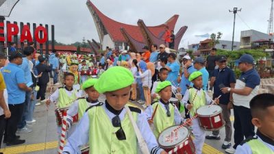 Rangkaian HAB Kemenag, Ratusan Warga Jalan Sehat Kerukunan di Toraja Utara