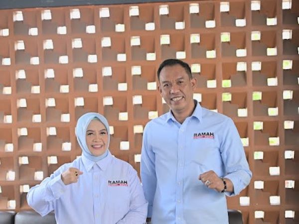 Berikut Perjalanan Karier Ratnawati Arif Bupati Perempuan Pertama Sinjai