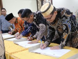 Ratusan Pejabat Administrator Kemenag Sulsel Tanda Tangan Perkin, Komitmen Berikan yang Terbaik
