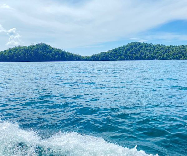 Keindahan dan Mitos Bulu Polo’e, Pulau Tak Berpenghuni di Luwu Timur