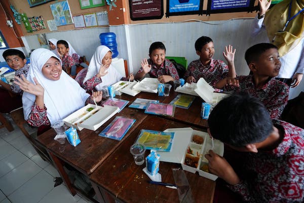 Sulsel Anggarkan Rp78 Miliar untuk Program Makan Bergizi Gratis