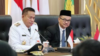 Resmi Menjabat, Sekprov Sulsel Kenalkan Kepala OPD ke Prof Fadjry Djufry