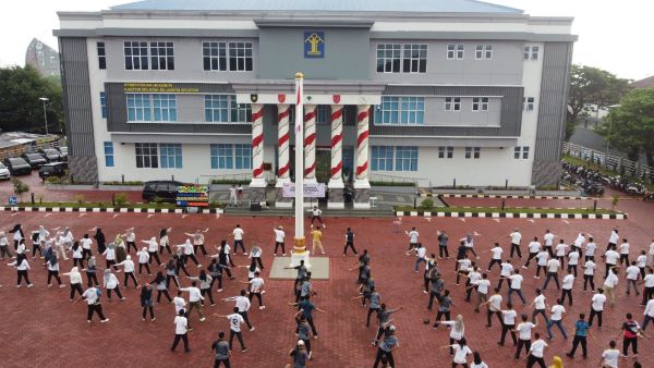 Pererat Sinergitas, Kanwil Kemenkum Sulsel Gelar Senam Bersama 3 Kementerian