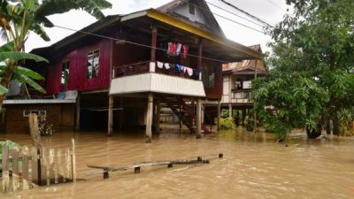 Dinsos Sulsel Fokus Tangani Bencana, Pj Gubernur Beri Apresiasi Pekerja Sosial