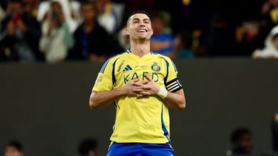 Ronaldo Cetak Gol Perdana di 2025, Al Nassr Kalahkan Al Akhdoud 3-1