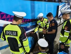 Antisipasi Risiko Kecelakaan, Polda Sulbar Tingkatkan Pemeriksaan Kendaraan dan Kesehatan Sopir