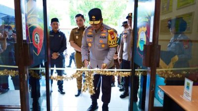 Kapolda Resmikan Gedung Pelayanan SKCK dan SIM Polres Takalar