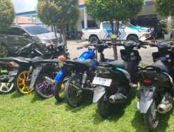 Polres Jeneponto Tertibkan Balap Liar di Pelabuhan Bungeng, 6 Motor Disita