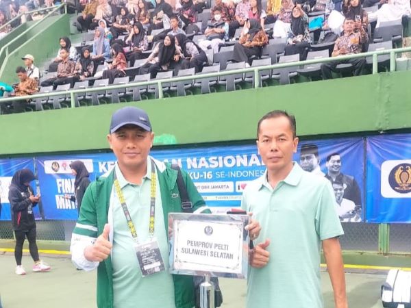 Harumkan Nama Sulsel, Atlet Tenis Gowa Jadi Runner-Up di Kejurnas