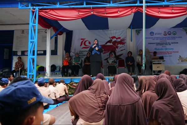 Kanwil Kemenkum Sulsel Edukasi Kesadaran Hukum Peserta Didik SMPN 48 Makassar