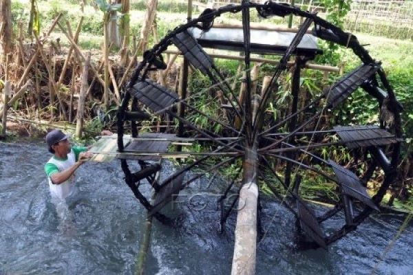 Atasi Krisis Air Bersih, Desa Anrang Bangun Kincir Air untuk Warga