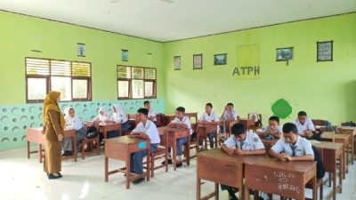 Aksi Mogok Mengajar Berakhir, Kepsek SMKN 3 Takalar Dinonaktifkan