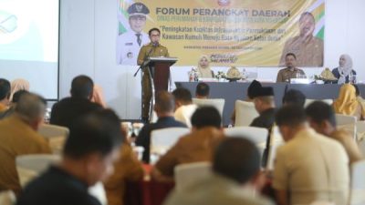 Pj Sekda Makassar Tekankan Perencanaan Berbasis Data dalam Forum SKPD Disperkim