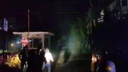 Aksi Blokade Jalan di Makassar Berujung Ricuh, 17 Demonstran Diamankan