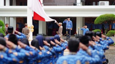 Hari Kesadaran Nasional, ASN Bantaeng Terima Satyalancana Karya Satya dan Penghargaan