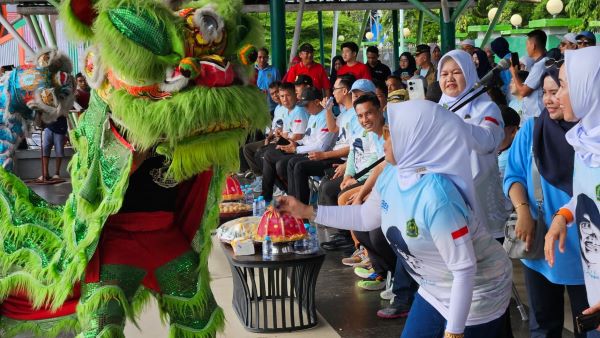 Peringatan HAB Kemenag, Ribuan Warga Gerak Jalan Kerukunan di Parepare