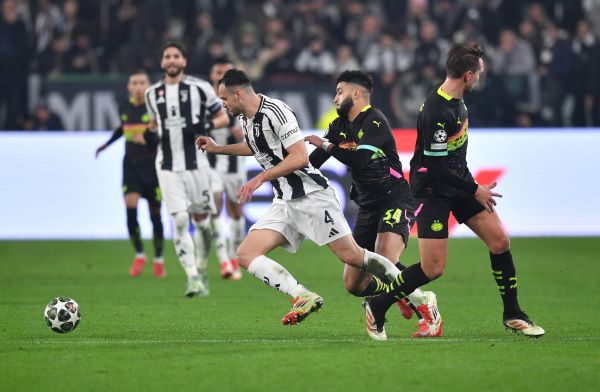 Juventus Taklukkan PSV 2-1 di Playoff Liga Champions