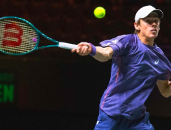 Petenis Alex De Minaur Melaju ke Final Rotterdam Open