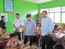 Dukung Program Pemerintah, Ketua Apdesi Jeneponto Gelar Simulasi MBG di SDN 20 Turatea