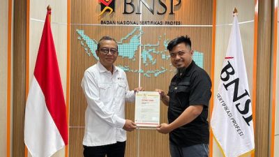 BNSP Serahkan Sertifikat Lisensi LSP Binatu Indonesia, Langkah Besar dalam Profesionalisasi Industri Laundry