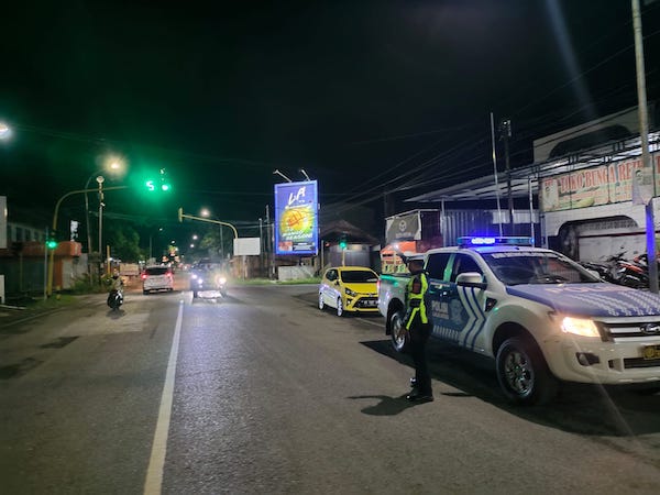 Jaga Keamanan dan Ketertiban Lalu Lintas, Polres Sinjai Gencarkan Patroli!