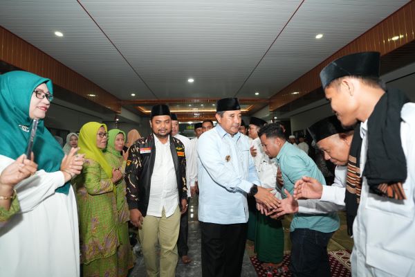 Bahtiar Baharuddin Hadiri Peringatan Isra Mi'raj yang Digelar NU Sulbar