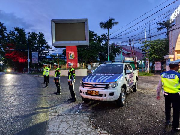 Antisipasi Balap Liar, Satlantas Polres Majene Gelar Patroli di Jalan Trans Sulawesi