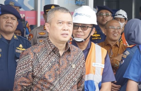 Tinjau Pelabuhan Makassar, Menhub Pastikan Kesiapan Mudik Lebaran