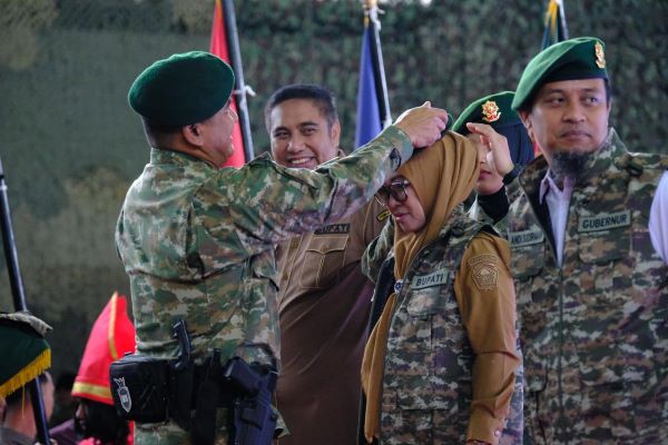 Bupati Gowa Dikukuhkan Sebagai Warga Kehormatan Divif 3 Kostrad