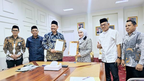 Teken MoA dengan Direktur PPS Megarezky, Kakanwil Harap Kampus Jadi Corong Kemenag