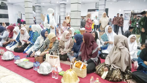 Dirut PD Parkir Makassar Raya Dampingi Wawali Safari Ramadan