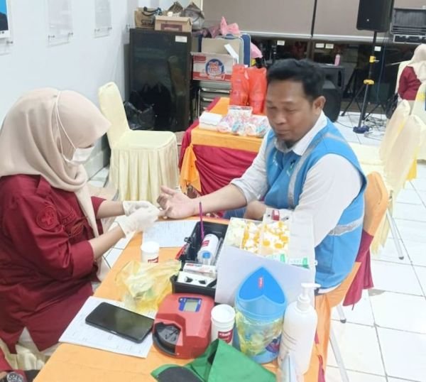 PLN UP3 Gelar Medical Check-Up dan Donor Darah di RSUD Bulukumba