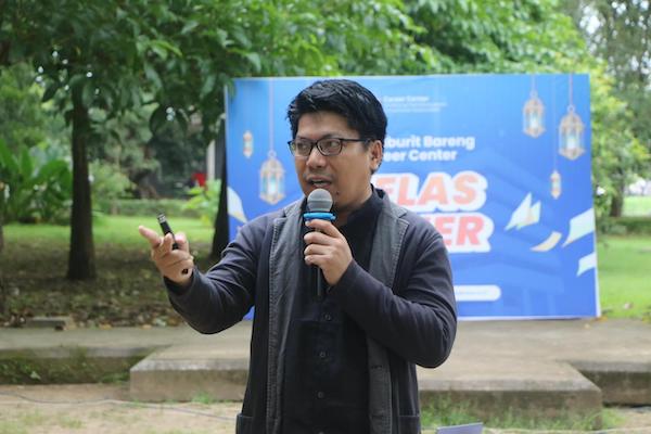 Ngabuburit Bareng Career Center Unhas, Bahas Tips Public Speaking Bagi Mahasiswa!