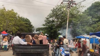 Pasar Takjil Kelara Jeneponto Diserbu Warga, Para Pedagang Raih Omset Dua Kali Lipat