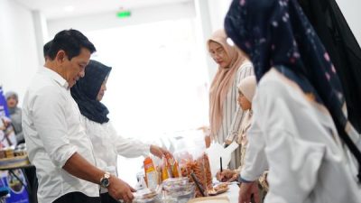 DWP Kanwil Kemenkum Sulsel Gelar Bazar Ramadhan, Andi Basmal Beri Apresiasi