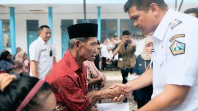 Dukung UMKM dan Warga Rentan, Pemkab Bantaeng Salurkan Bantuan dari Kemensos