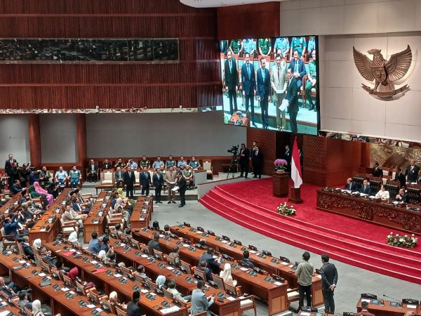 DPR Ketok Palu! Ini Perubahan Penting dalam Revisi UU TNI 2025